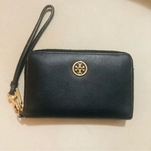 Black Tory Burch Wristlet